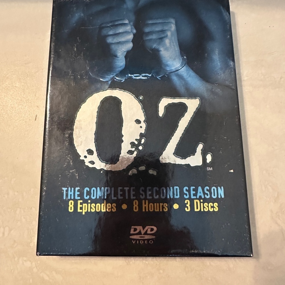 Oz - The Complete Second Season (DVD, 2003, 3-Disc Set, Three Disc Boxed Set)